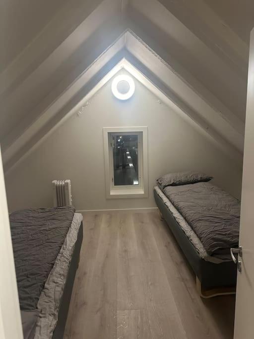 トロムソI Hjertet Av Nordens Paris.アパートメント エクステリア 写真