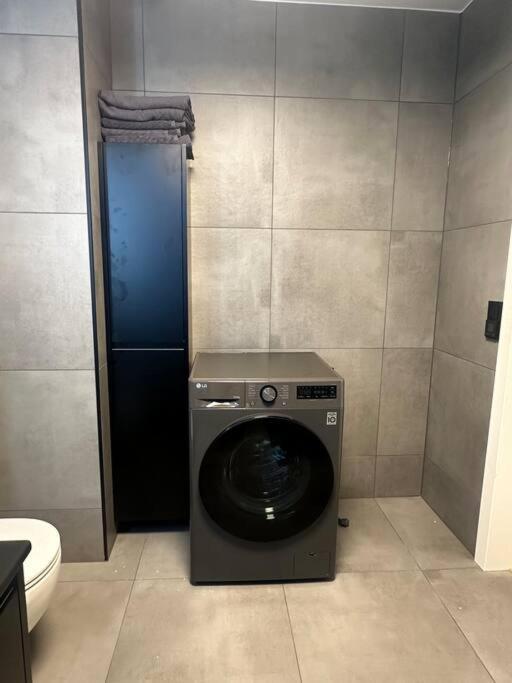 トロムソI Hjertet Av Nordens Paris.アパートメント エクステリア 写真