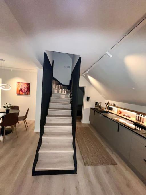 トロムソI Hjertet Av Nordens Paris.アパートメント エクステリア 写真